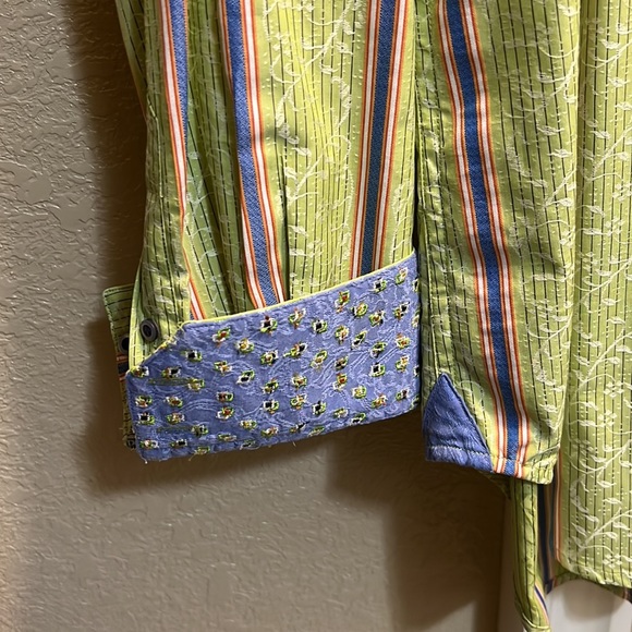 Robert Graham - Picture 3 of 5